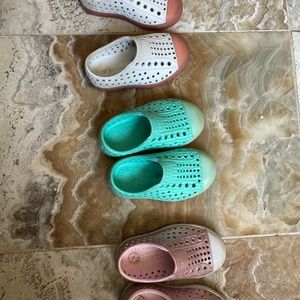 3 pair of natives all in good condition